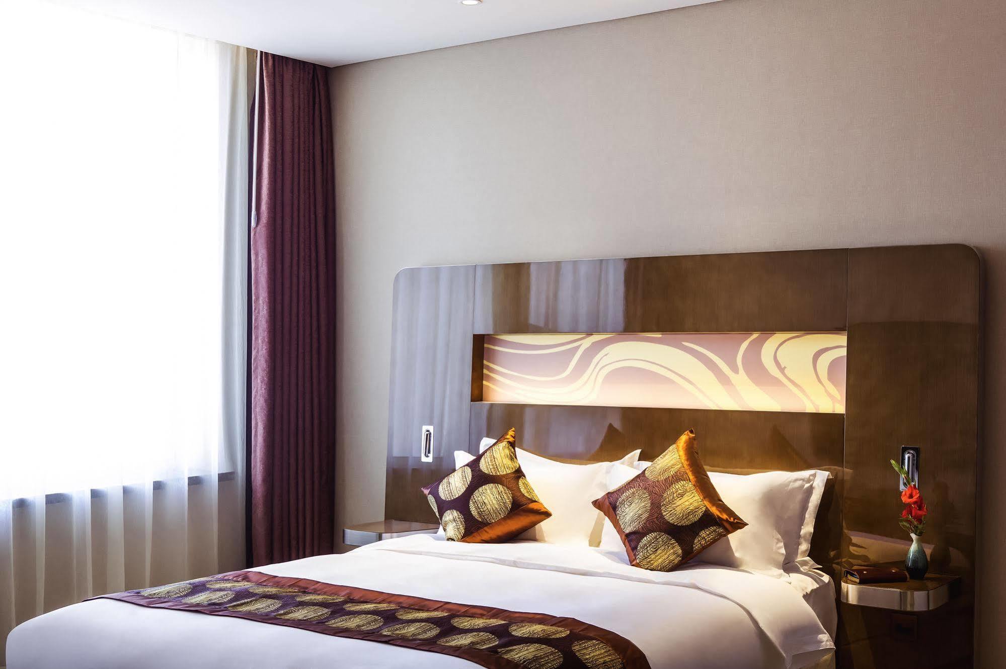 Novotel Daqing Haofang Exteriér fotografie