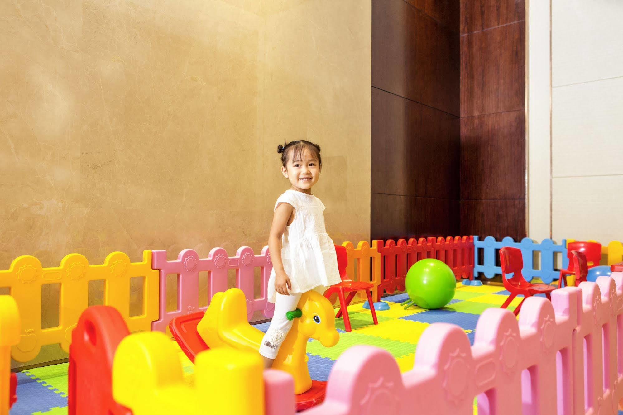 Novotel Daqing Haofang Exteriér fotografie