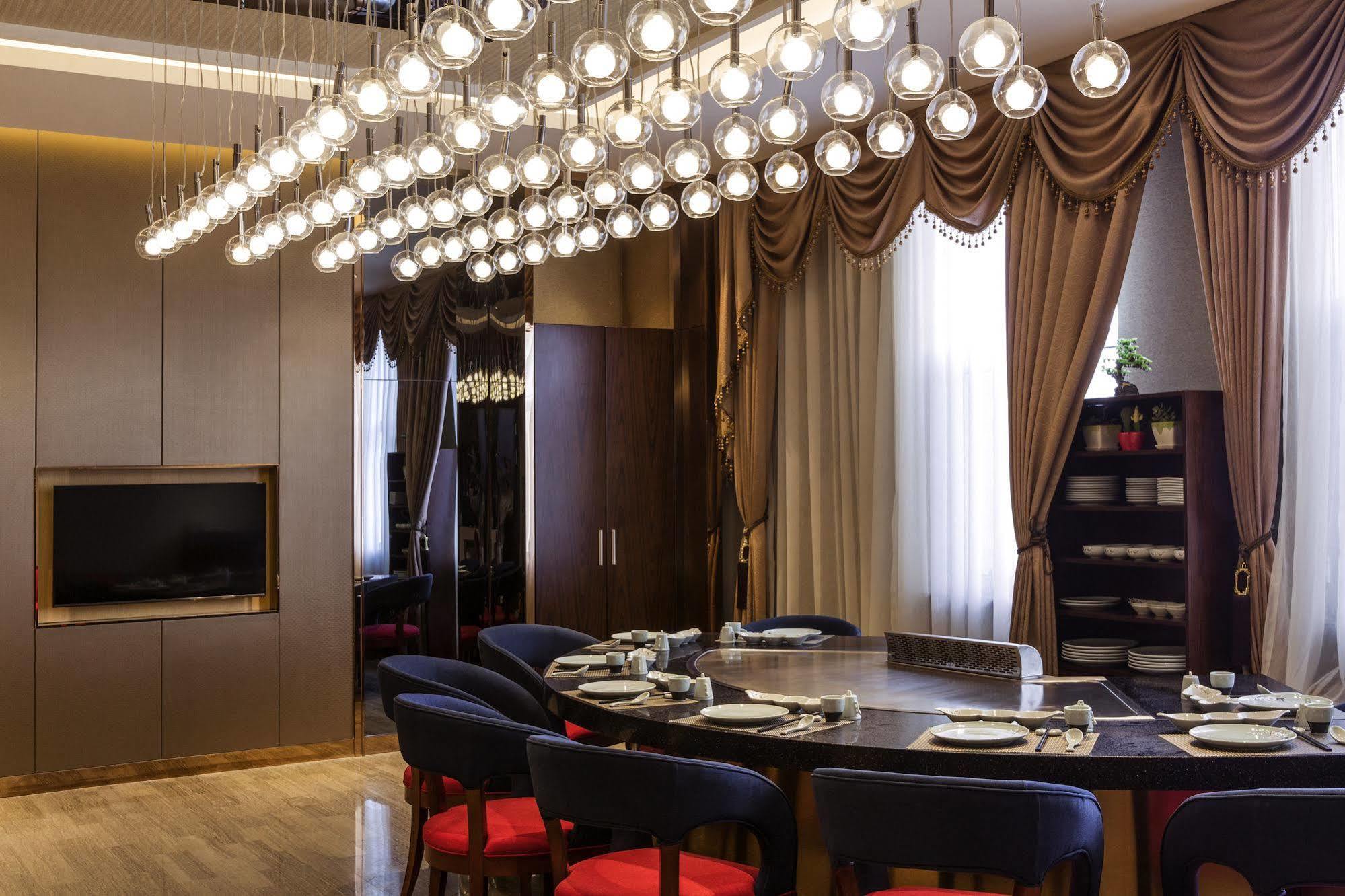 Novotel Daqing Haofang Exteriér fotografie