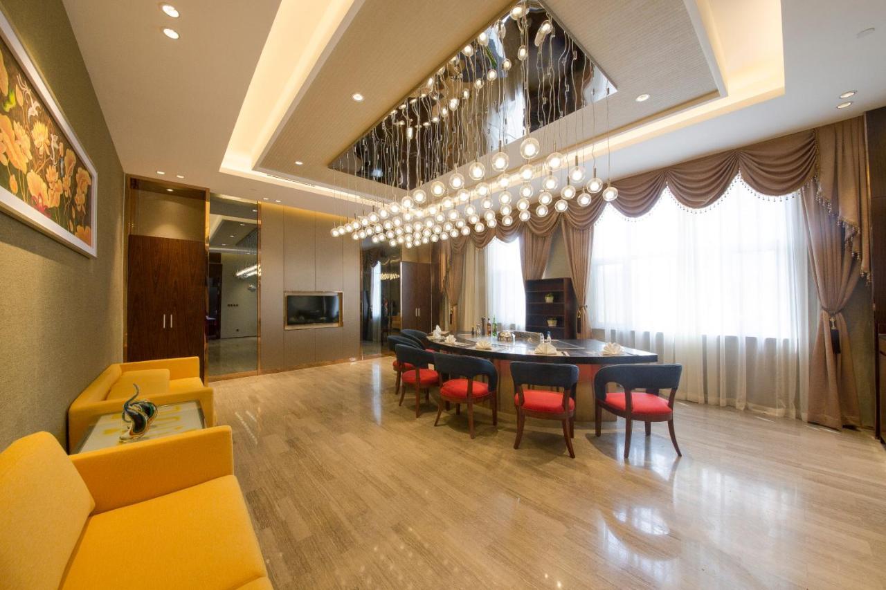 Novotel Daqing Haofang Exteriér fotografie