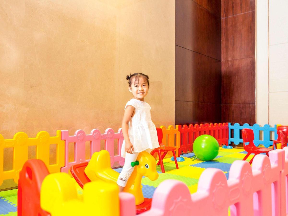 Novotel Daqing Haofang Exteriér fotografie